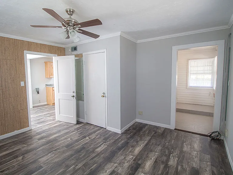 301 W Forest Ave — Photo 17