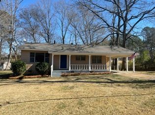 122 Charline Dr, Pearl, MS 39208