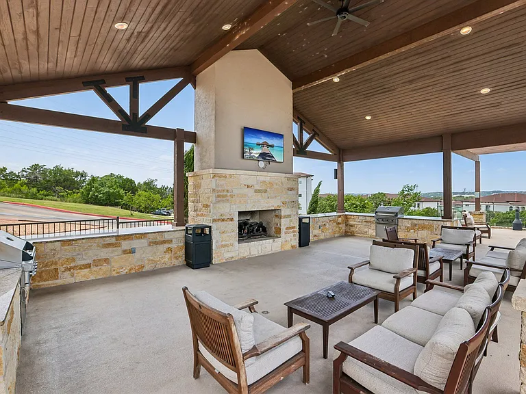 Tacara Steiner Ranch — Photo 17