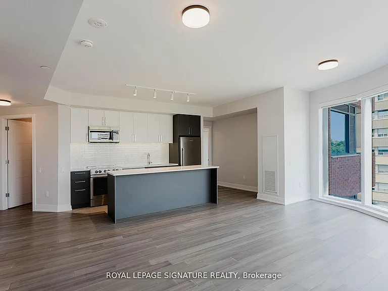 2525 Bathurst St #607 — Photo 6