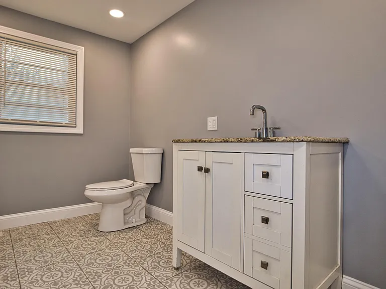 2753 Pleasant St #1 — Photo 26