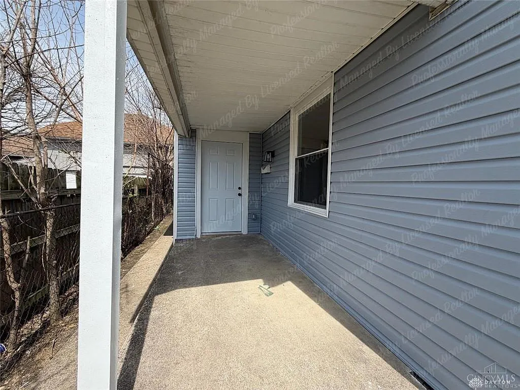 2 bed, 1.0 bath, 800 sqft, $1,200 — Photo 4