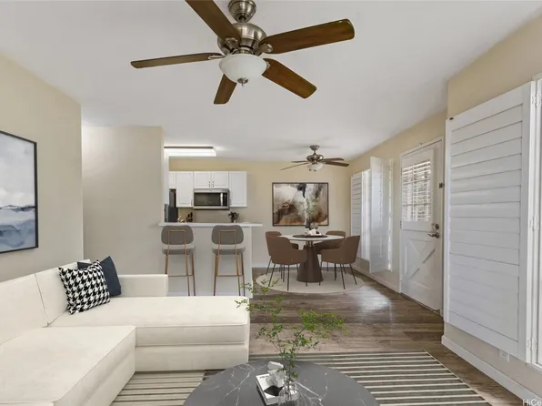 94-586 Lumiauau St #201, Waipahu, HI 96797