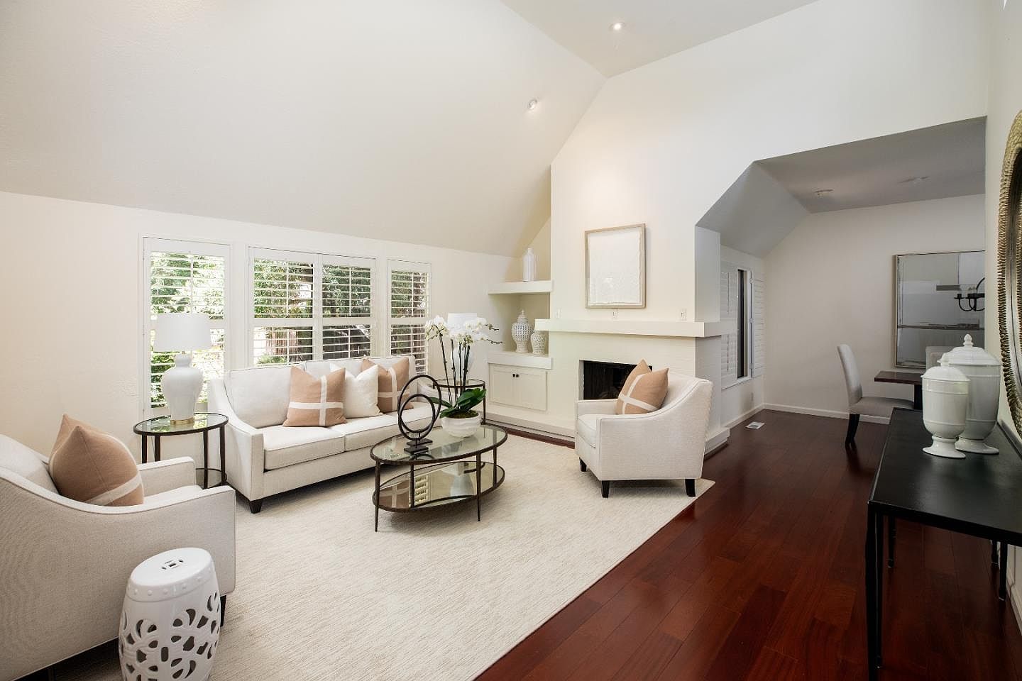 2 Farm Rd, Los Altos, CA 94024 Zillow