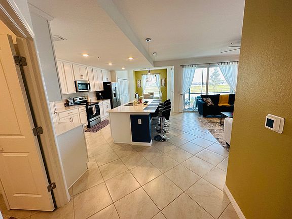 5th image of 14194 Heritage Landing Blvd #614
