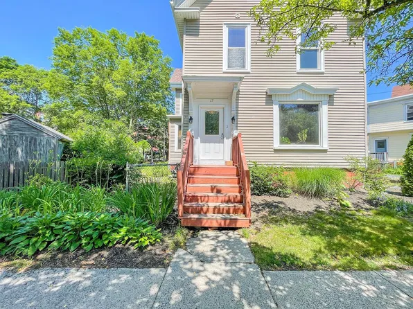27 Brentwood St #2, Portland, ME 04103