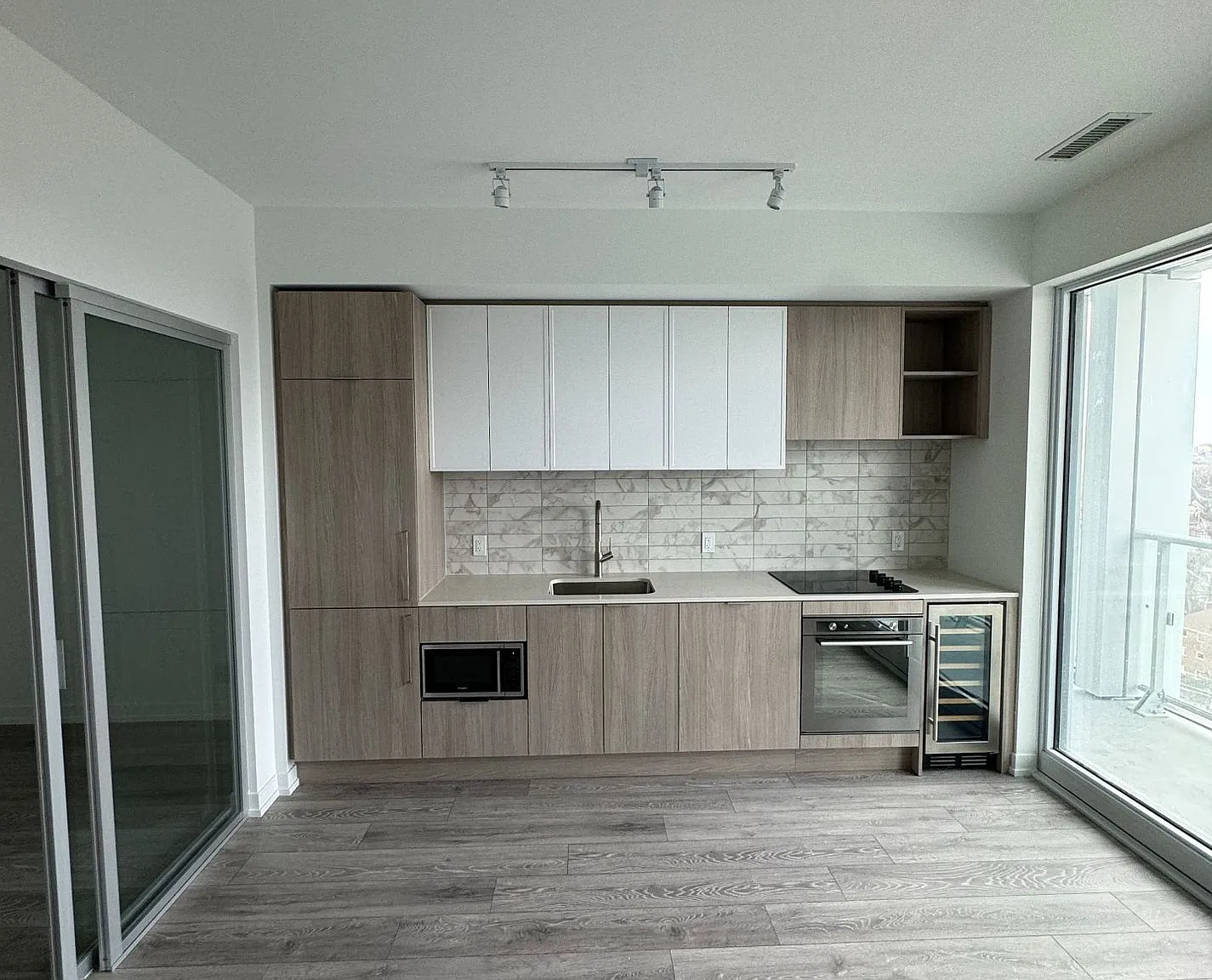 1 bed, $2,149 — Photo 1