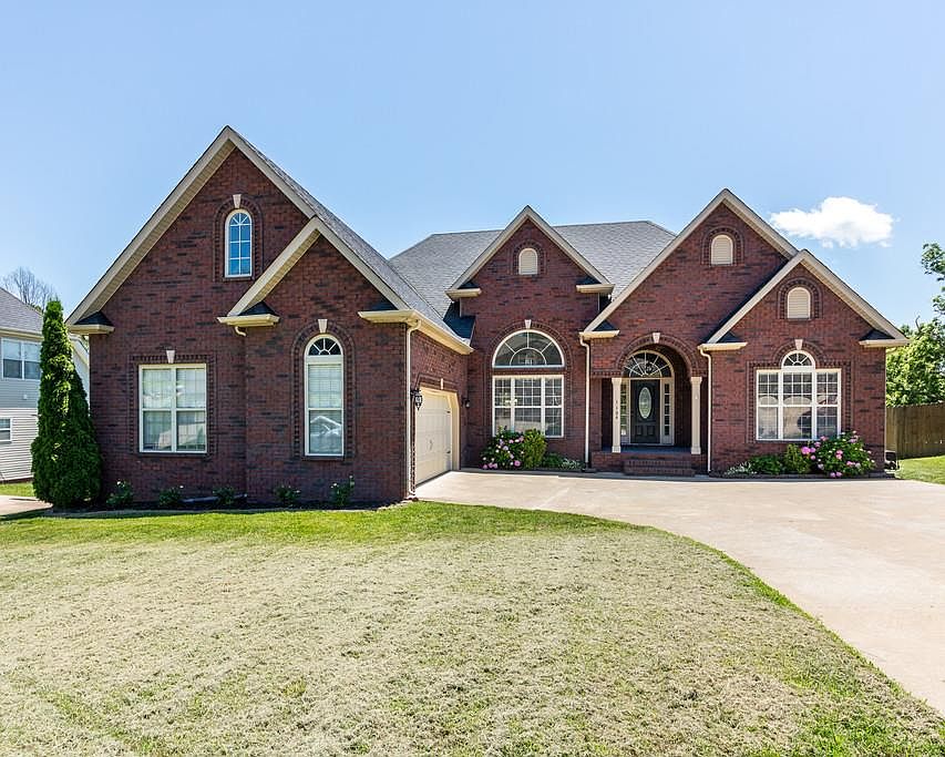 1st image of 1104 Stillwood Dr