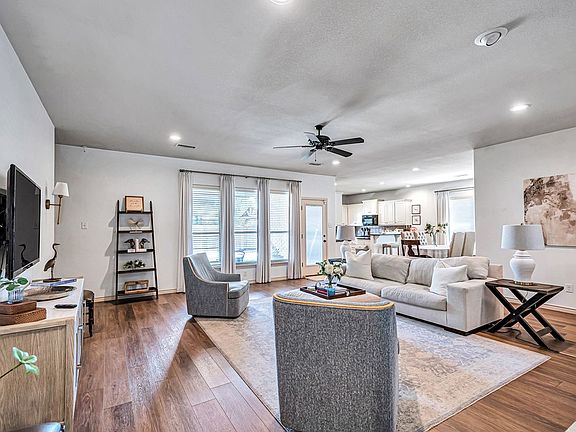 5th image of 5908 Pedernales Dr