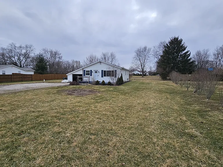 13911 Watkins Rd — Photo 2
