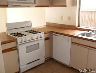 4th image of 23489 Dome St