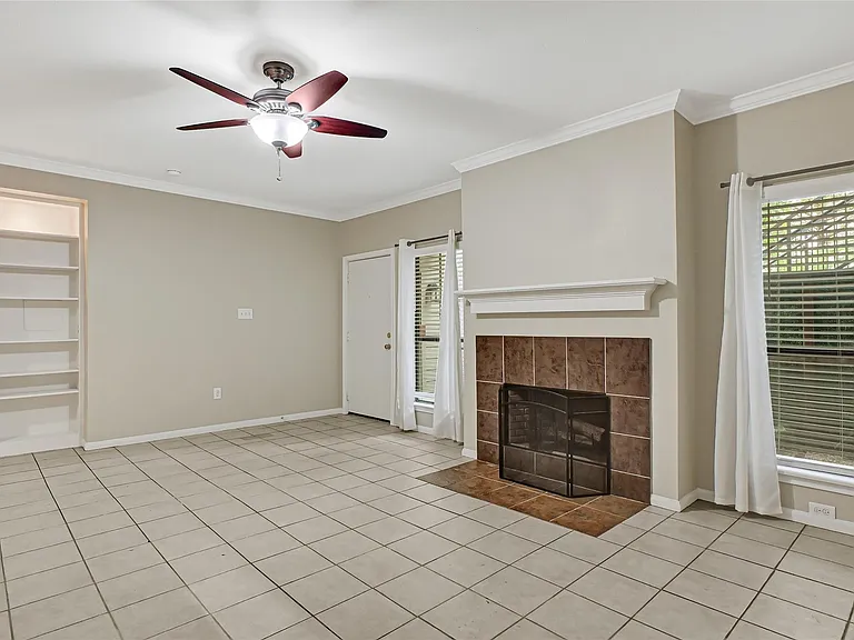 1100 Augusta Dr #79 — Photo 7
