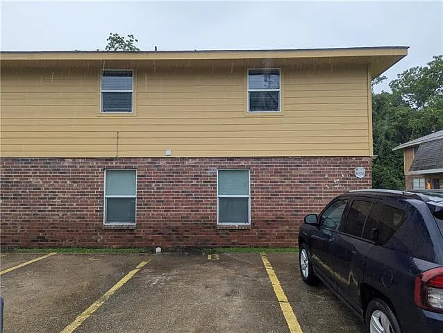 Building Photo - 450 NW 3rd St #A