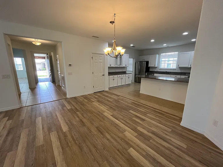 4976 NW 35th Lane Rd — Photo 11