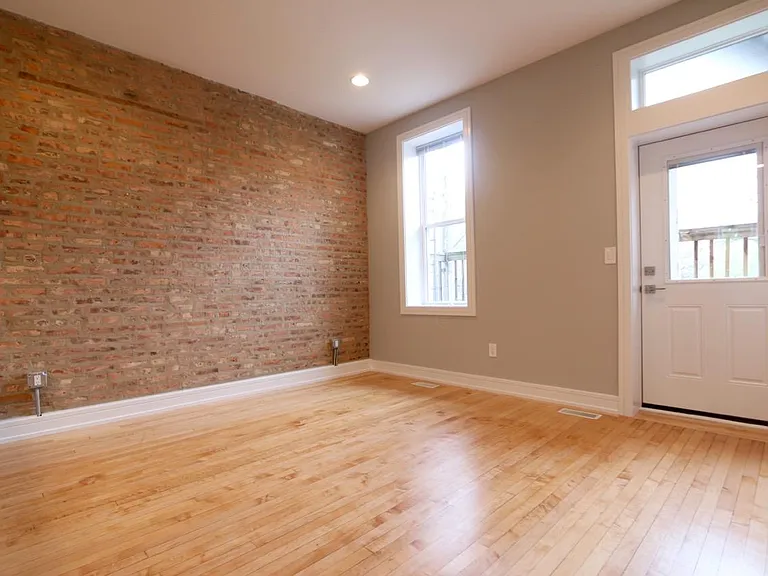 2132 S Washtenaw Ave #2 — Photo 6