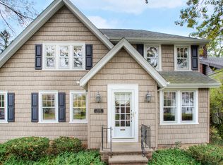 5124 Spencer Rd, Lyndhurst, OH 44124