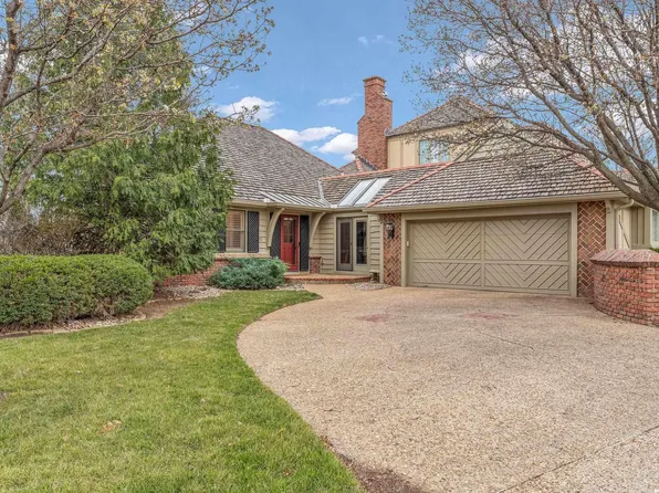 1903 Quail Run, Lawrence, KS 66047