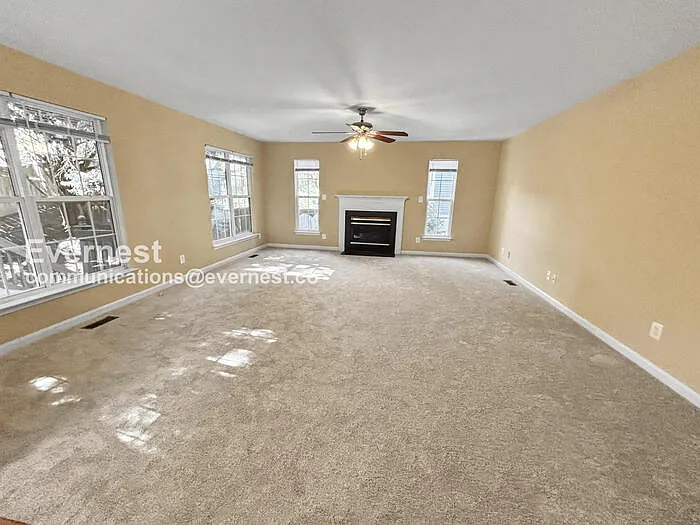 8 Sarrington Ct — Photo 9