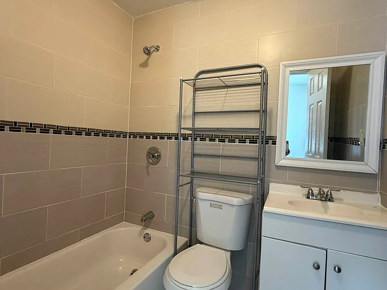 2945 Wickham Ave #GARDEN — Photo 22