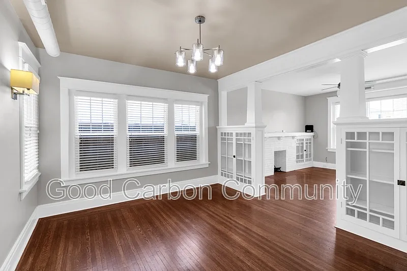 3 bed, 1.0 bath, $1,695 — Photo 4
