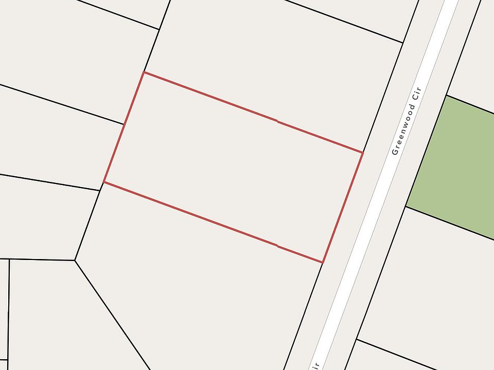 2nd image of 925 Greenwood Cir
