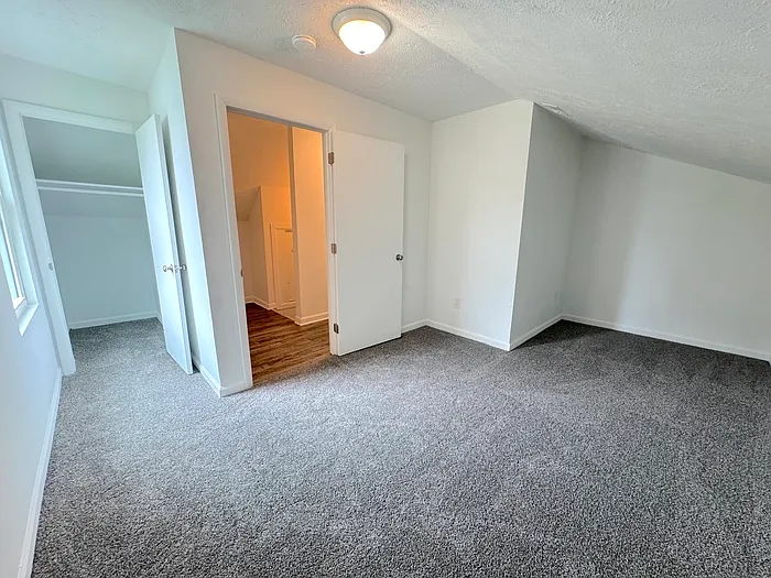 516 Homestead Ave — Photo 31