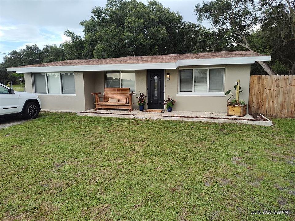 1st image of 5114 SW Shores Ave
