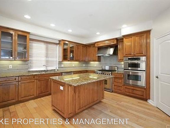 2nd image of 106B Paseo De La Playa