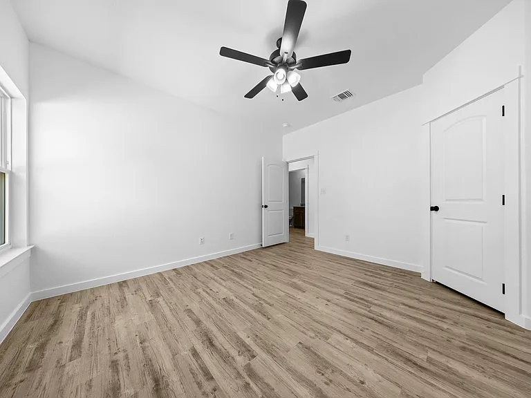 3613 Canvasback Trl #B — Photo 14