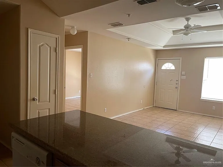 2501 Toledo Ave #17 — Photo 7