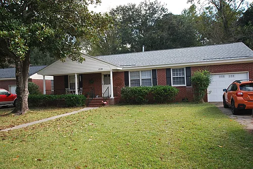 1228 Winston St Photo 1