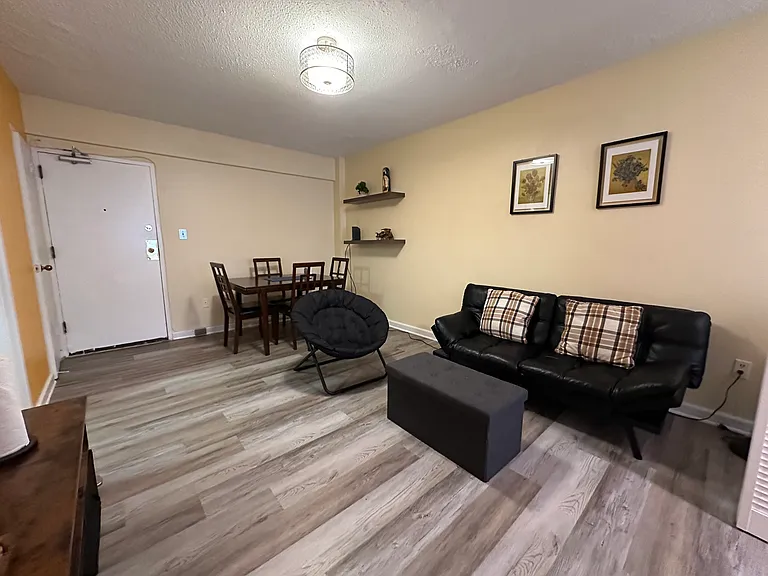 2141 I St NW #710 — Photo 5
