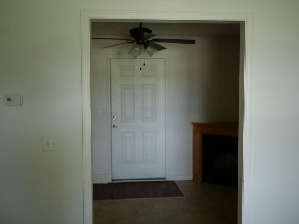 12361 Taylor Ln APT 1, Plato, MO 65552 Zillow