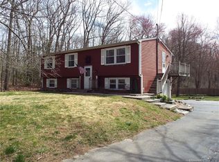 112 Roxbury Rd, Niantic, CT 06357