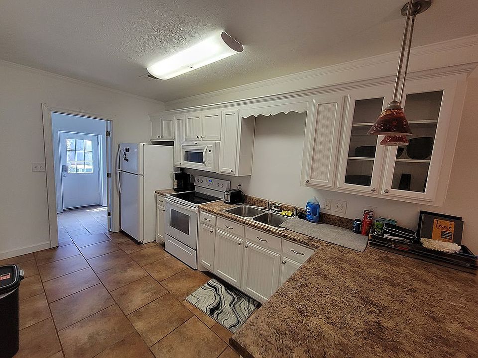 242 Guinn St, Savannah, TN 38372 Zillow