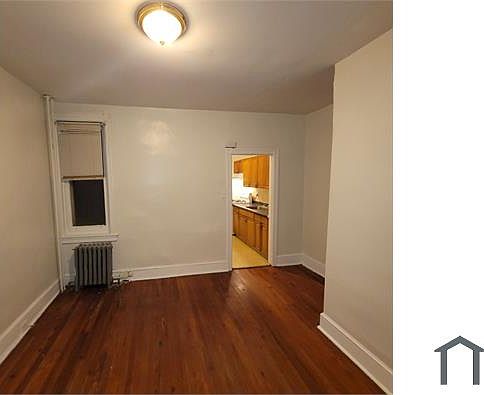 4th image of 125 E Hortter St #0