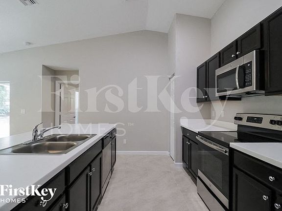5th image of 661 Merrimac St SE
