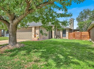 706 Saunders Dr, Round Rock, TX 78664