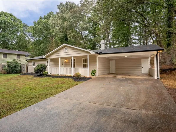 173 Jousters Ln, Lawrenceville, GA 30044