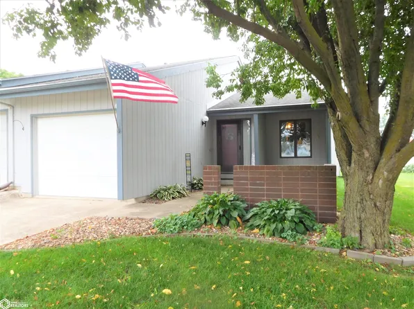 402 1/2 E State St, Jefferson, IA 50129