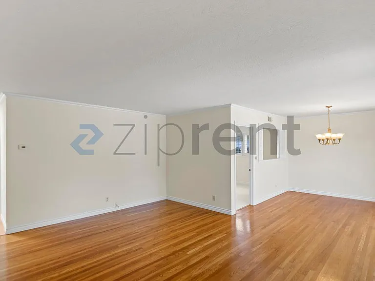 1075 Kildare Ave — Photo 8