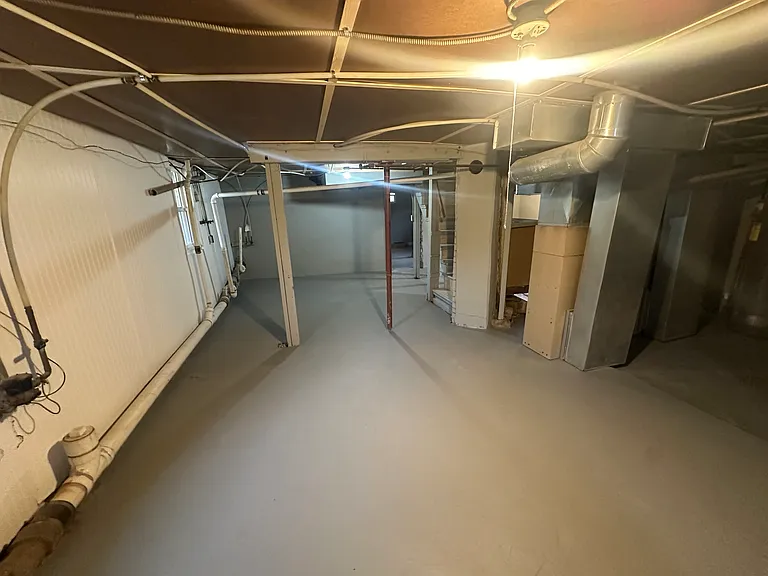 3934 Fisher St — Photo 16