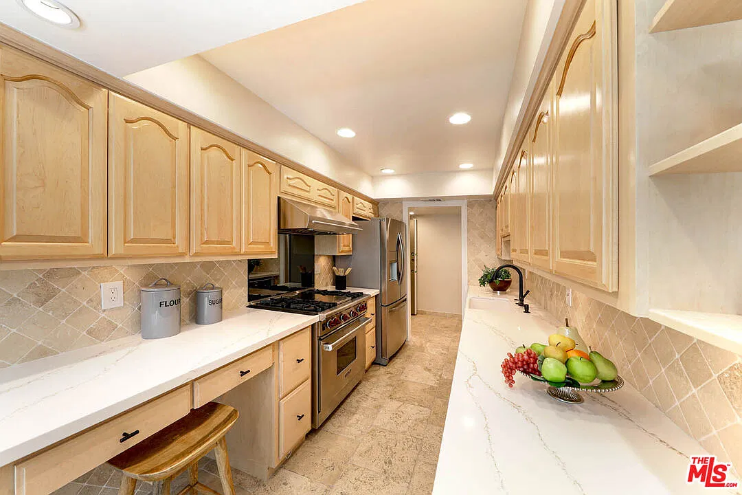 2 bed, 1153 sqft, $3,800 — Photo 4