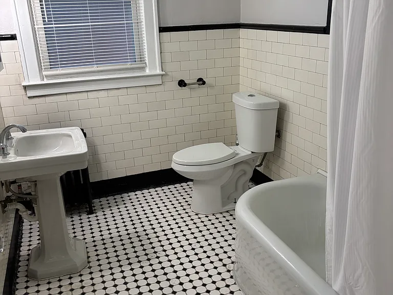 896 Alter Rd #3 — Photo 4