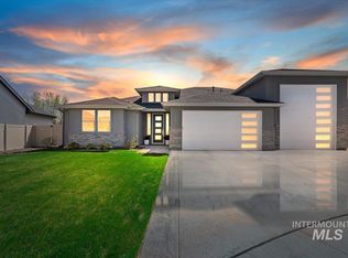 2889 E Columbus River Ct, Nampa, ID 83686