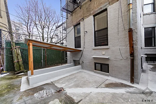 Rented by ERNY LLC | media 34