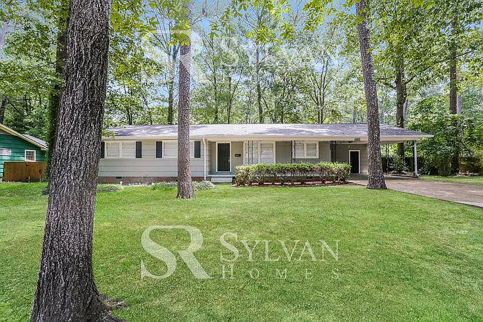 Building Photo - 5538 Pine Lane Dr