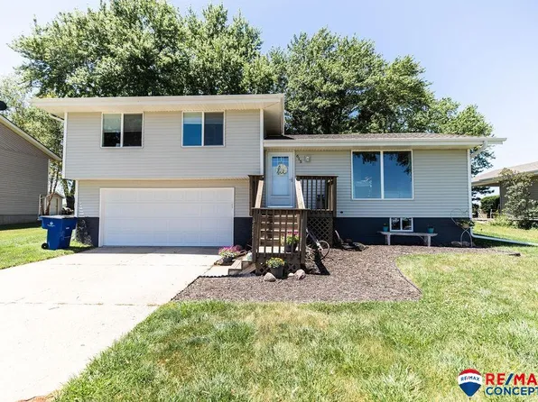 615 N Shimerda St, Wilber, NE 68465
