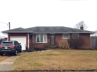 300 W 6th St, Deer Park, NY