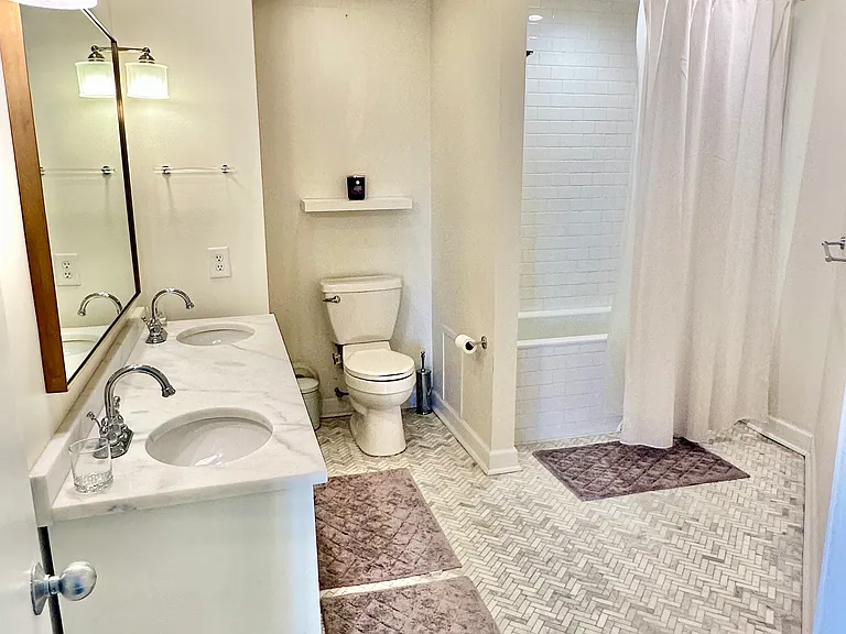 2301 1st Ave N #201 — Photo 9